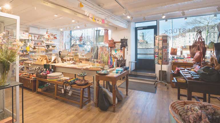 20072023-standort-limmatquai-zuerich-innen-verkaufsraum-deko-770x433-20-prozent